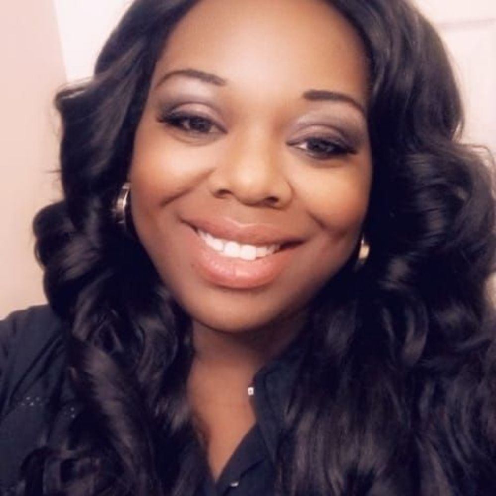 Meet your Posher, Tiffanii